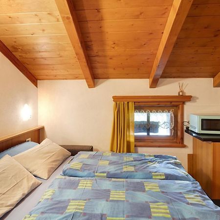 Baita Campacc Vago Apartment Livigno Exterior photo