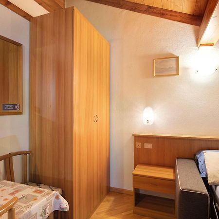 Baita Campacc Vago Apartment Livigno Exterior photo