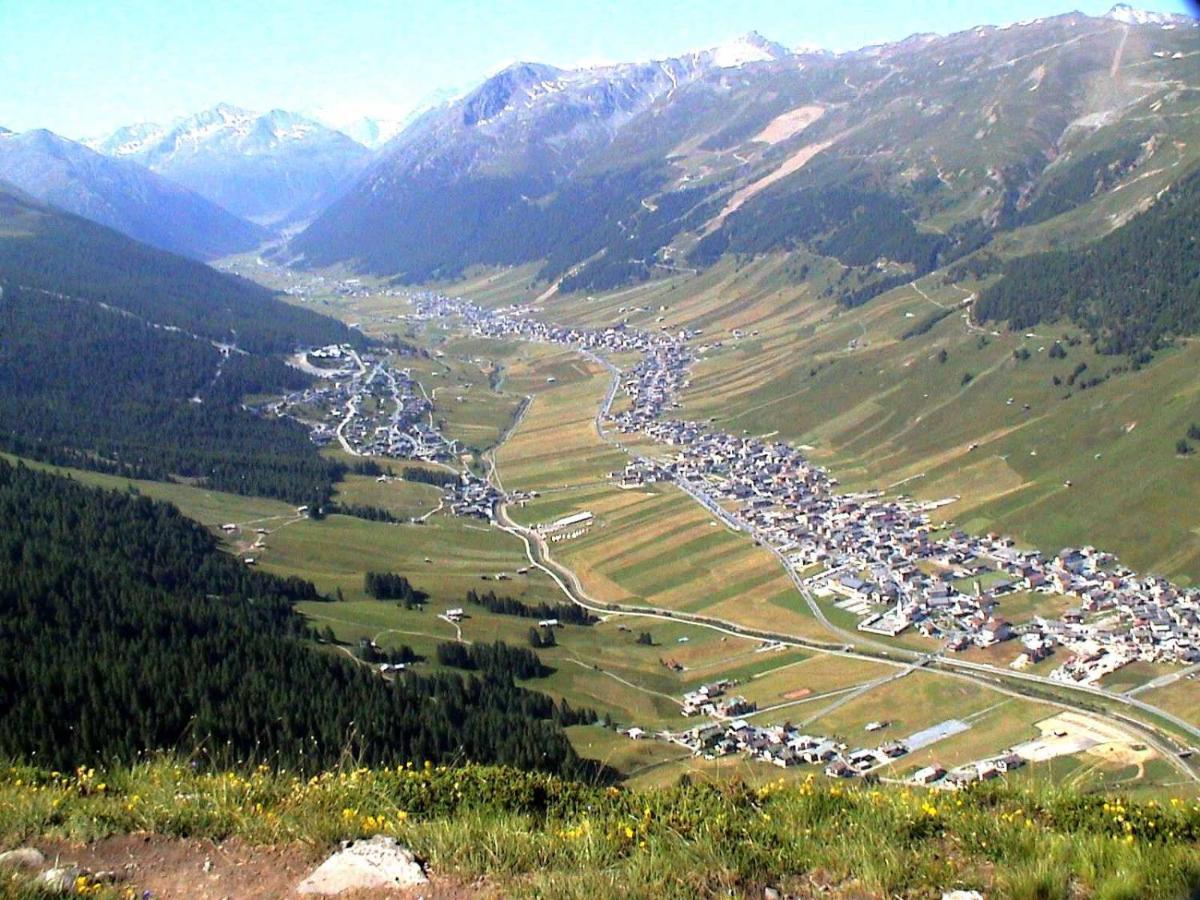 Baita Campacc Vago Apartment Livigno Exterior photo
