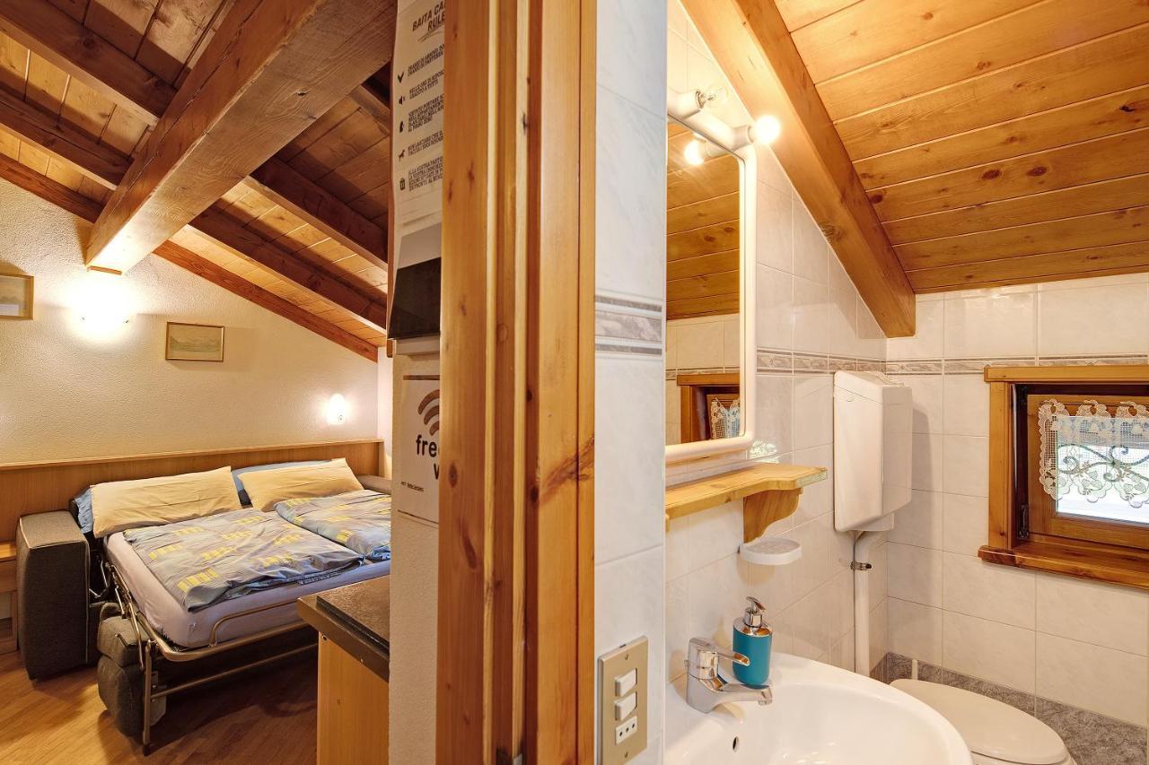 Baita Campacc Vago Apartment Livigno Exterior photo