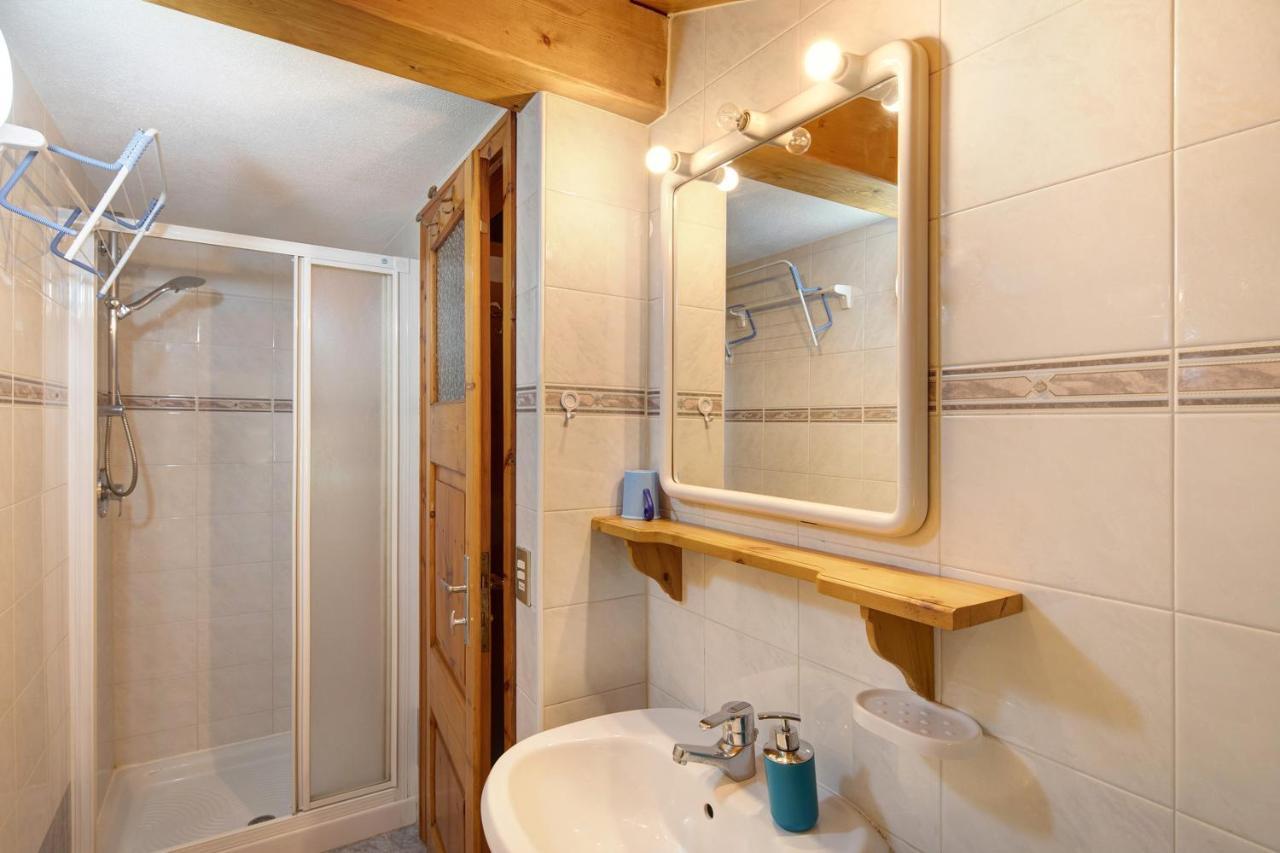 Baita Campacc Vago Apartment Livigno Exterior photo